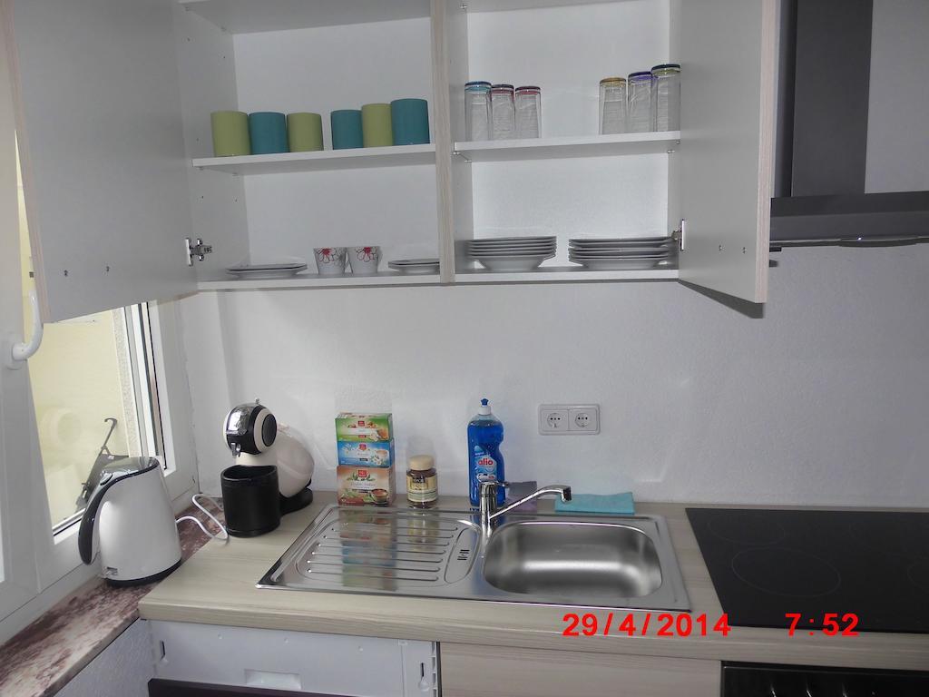 Frankfurt Airport & Fair Apartment Кельстербах Номер фото