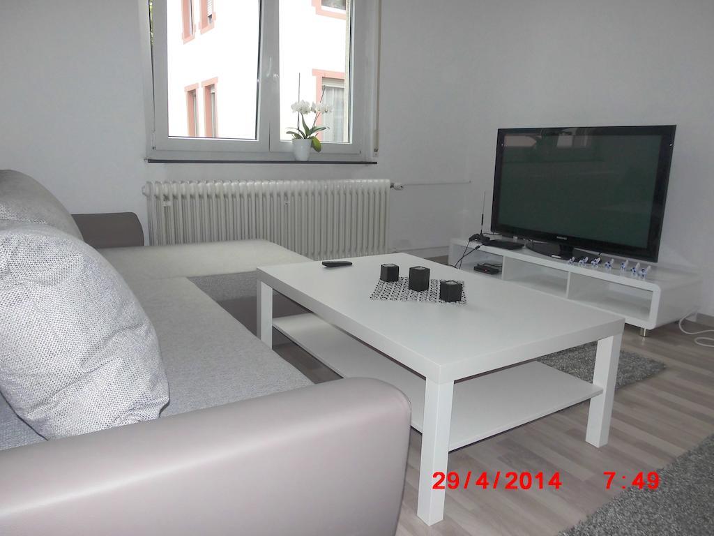 Frankfurt Airport & Fair Apartment Кельстербах Номер фото